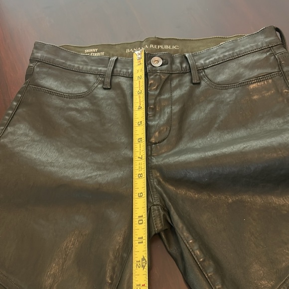 Banana Republic Dark Green Faux Leather Skinny Pants Size 29 - Picture 7 of 15